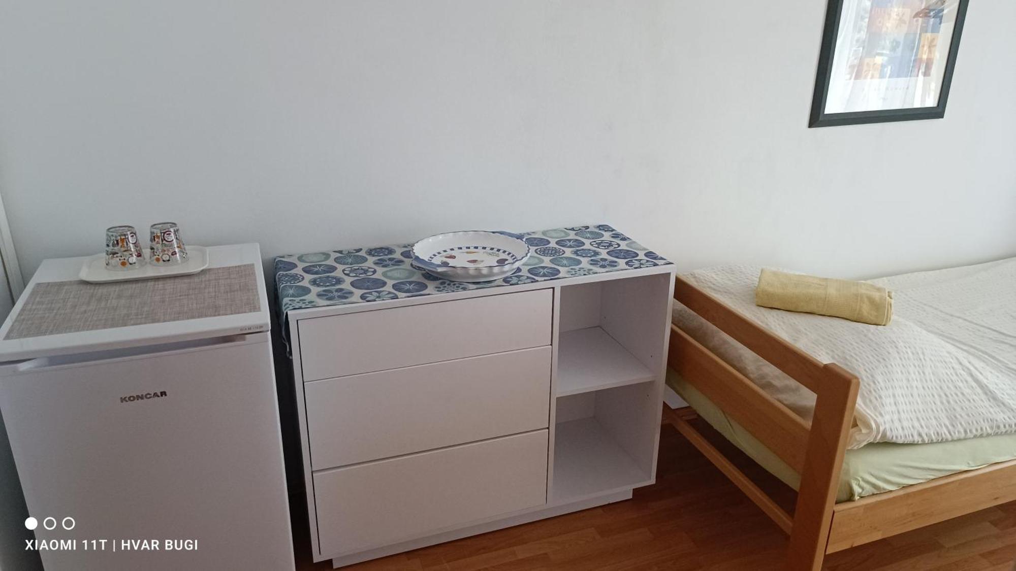 Adrienn Apartments Stari Grad  Δωμάτιο φωτογραφία